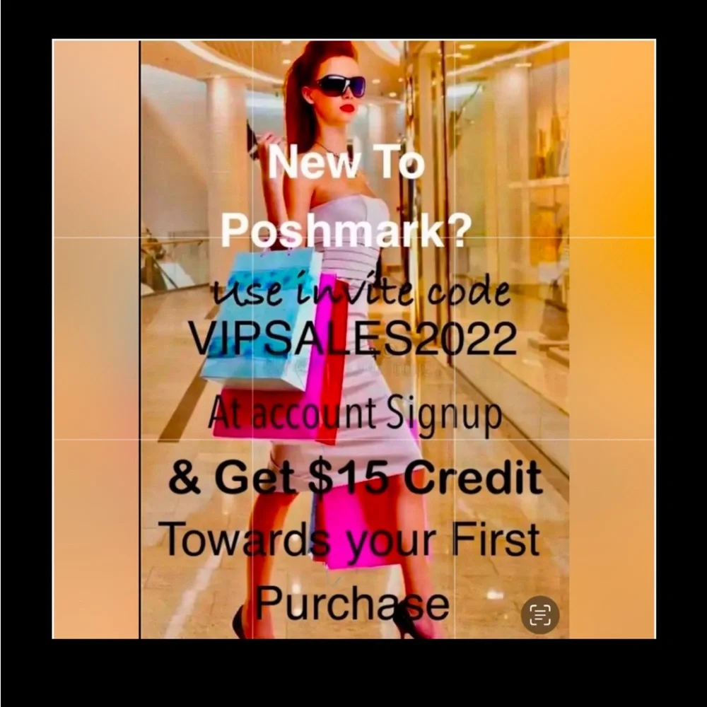 GUESS White Tube Top with Bow-Back Detail - Picture 2 of 9